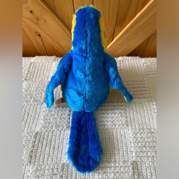 Macaw Parrot Stuffed Animal 12” - Picture 5 of 13